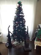 12-03-00-protecting-christmas-tree-from-dogs-cats-pets-27-585a864c257ac__605.jpg